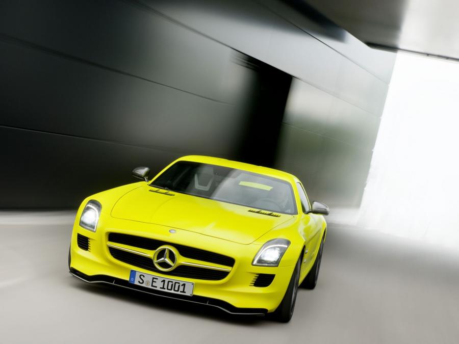  Mercedes-Benz SLS AMG E-Cell 2010 года  (фото 12 из 30)